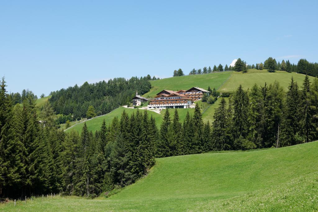 Kraeuterhotel Zischghof Obereggen Luaran gambar